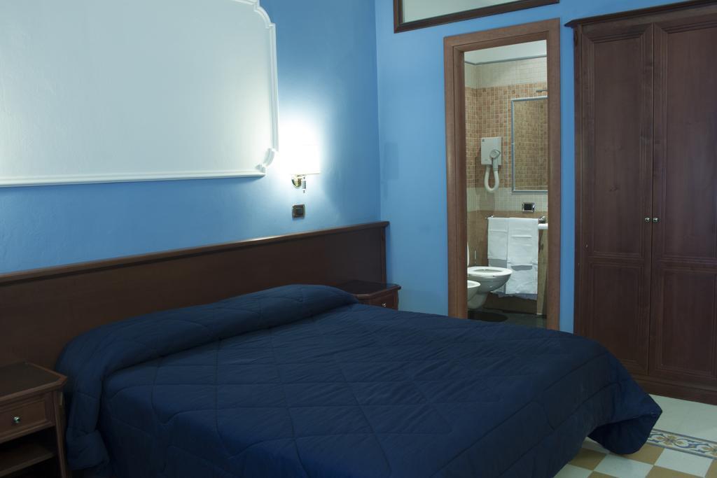 Clara Domus Hotell Roma Eksteriør bilde