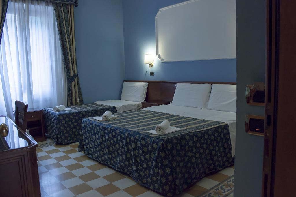 Clara Domus Hotell Roma Eksteriør bilde