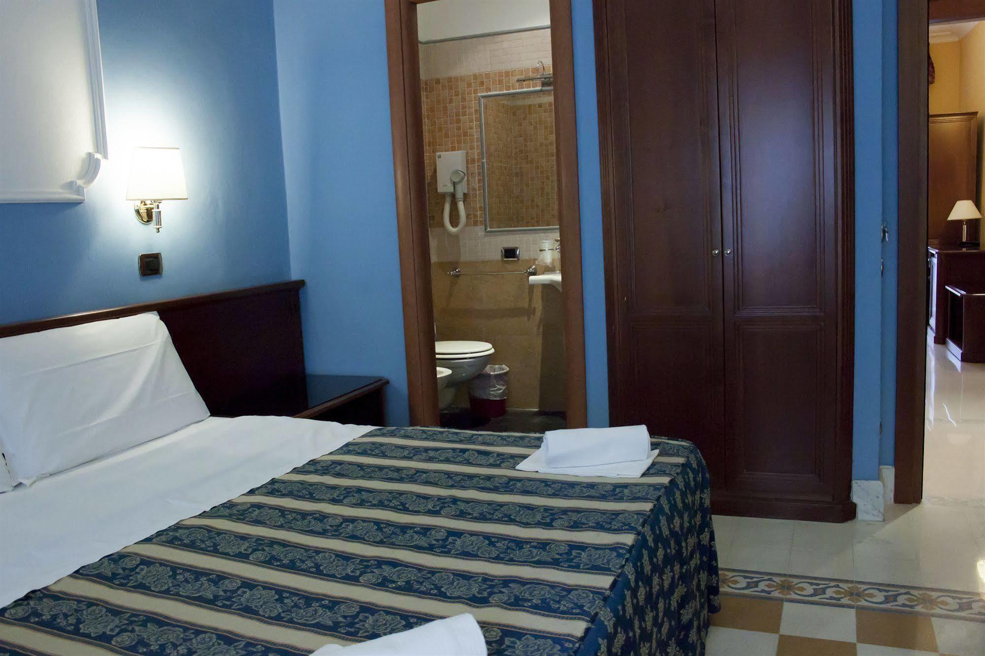 Clara Domus Hotell Roma Eksteriør bilde