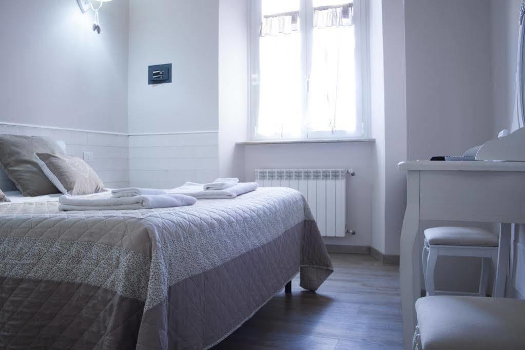 Clara Domus Hotell Roma Eksteriør bilde